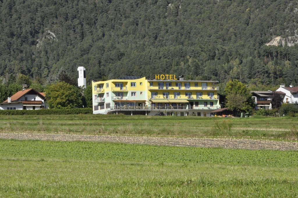 Hotel Martina Telfs Buitenkant foto
